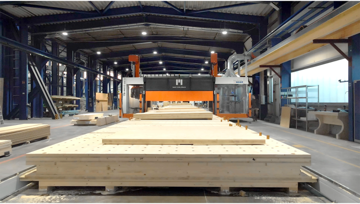 Fertigung von MAX Holzbau bei der Bearbeitung von Holz