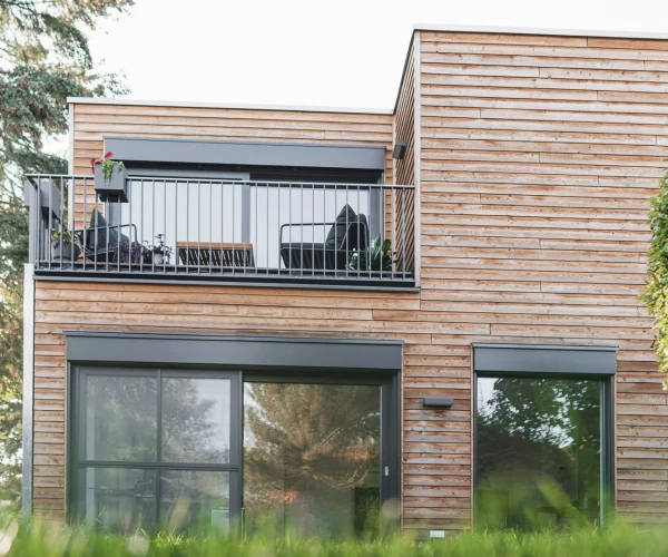 MAX Haus H 87 Holzhaus mit horizontaler Holzfassade